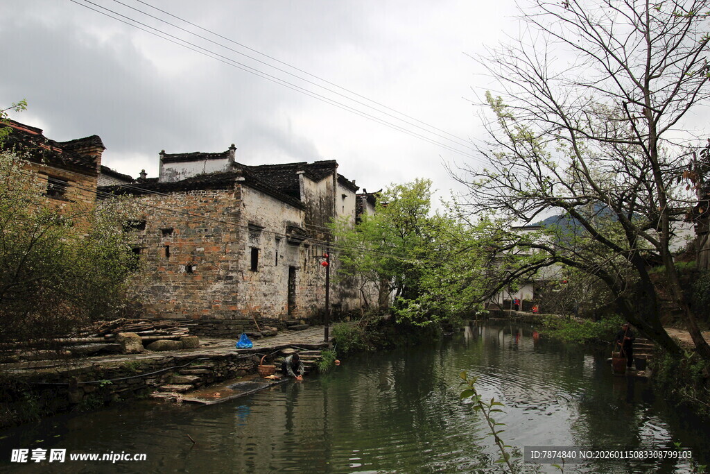 江南水乡古村河畔景致