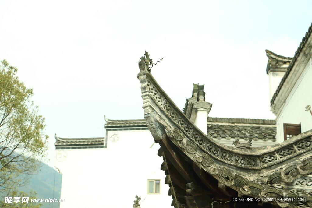 中式古建筑飞檐一角