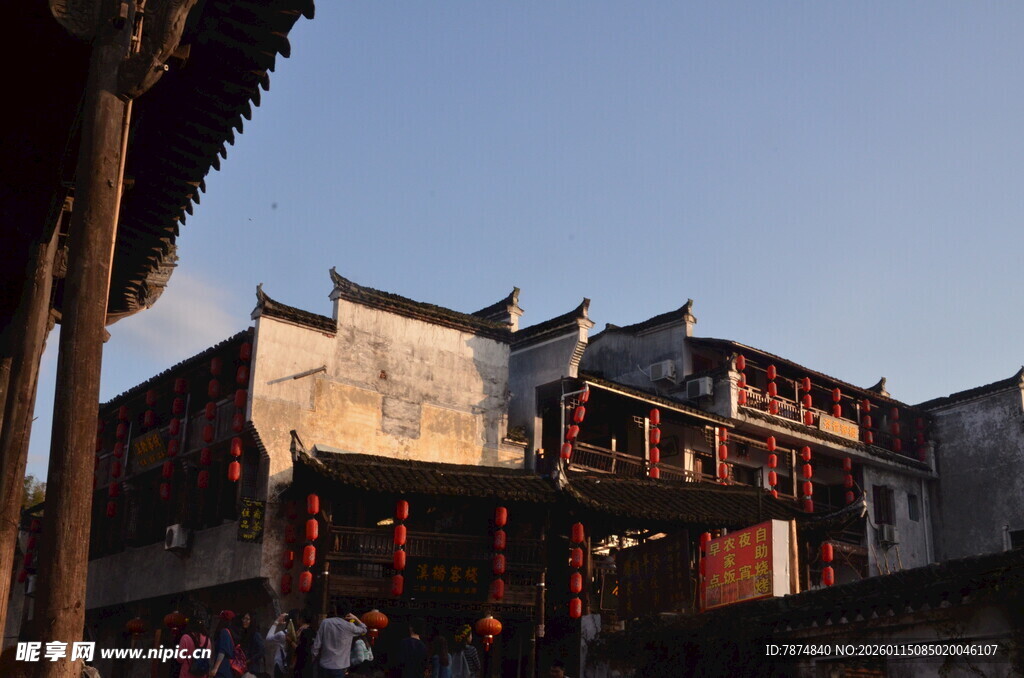 古色古香的中式传统建筑群