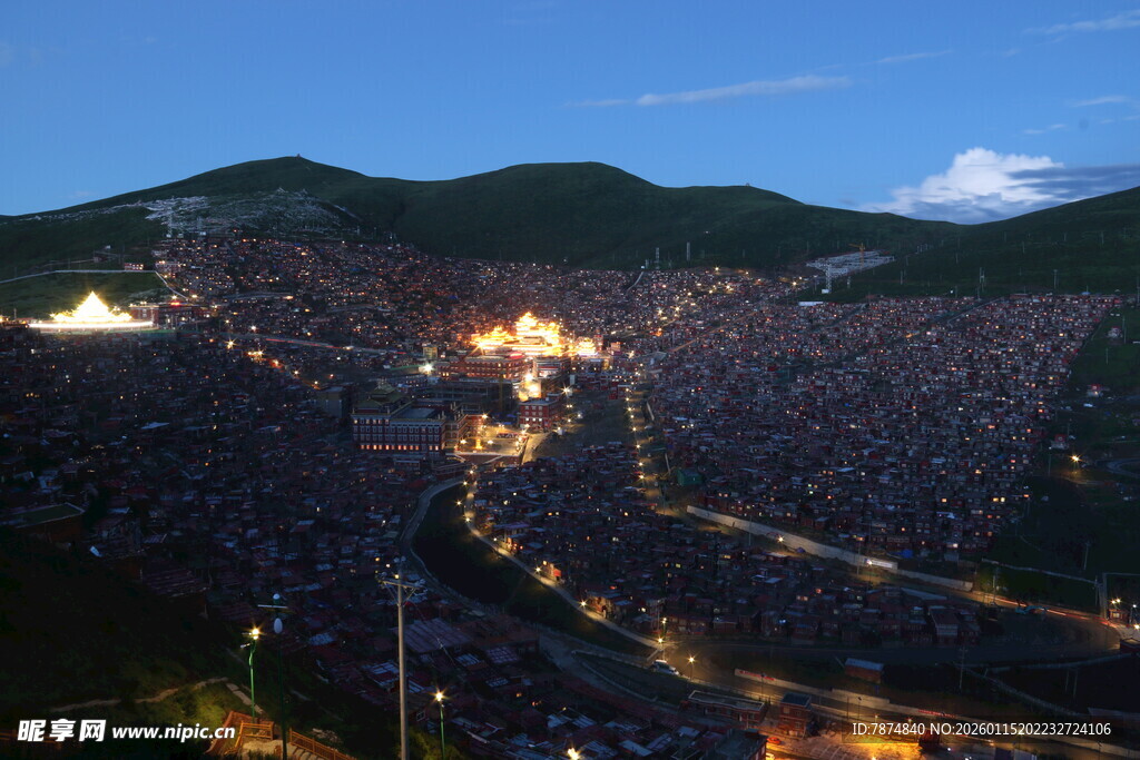 山城夜景俯瞰图