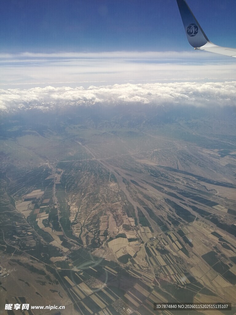 高空俯瞰大地美景