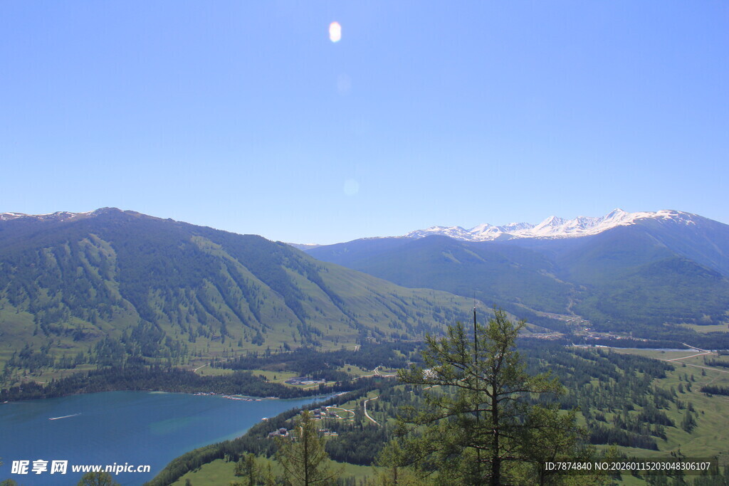 美丽湖山风光