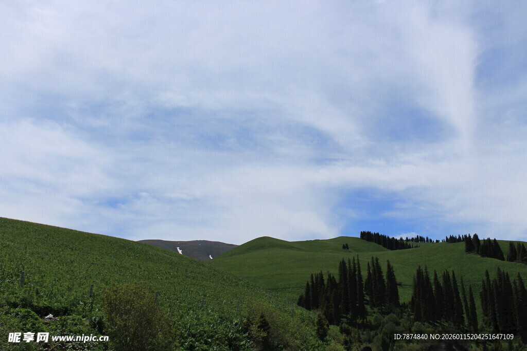 青山蓝天美景