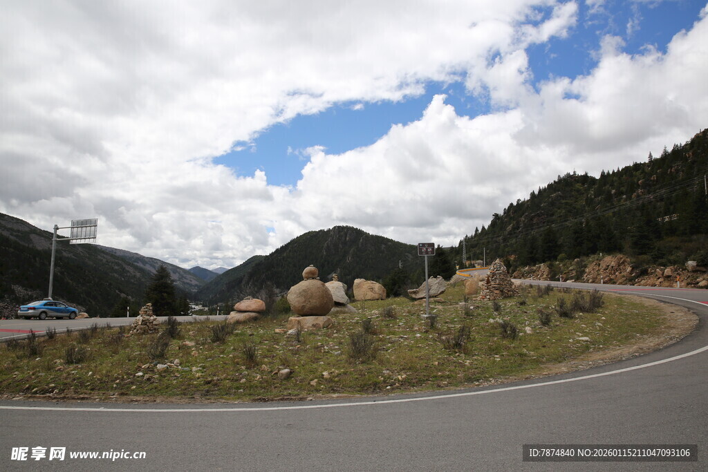 山间公路风景