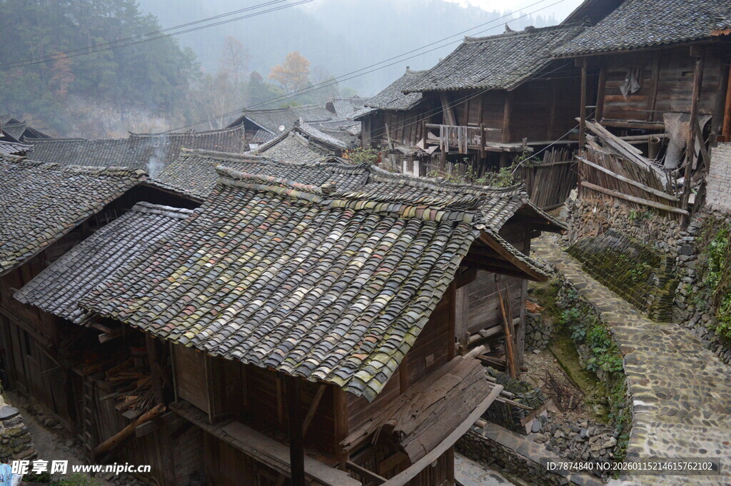 山间古朴村落