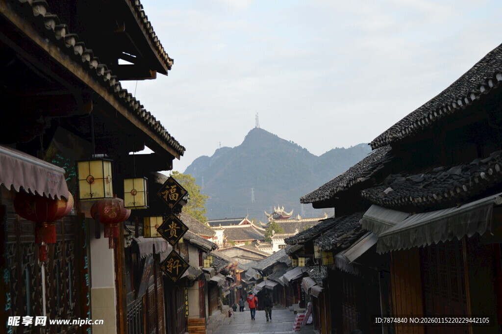 古街小巷 远山近景韵味浓