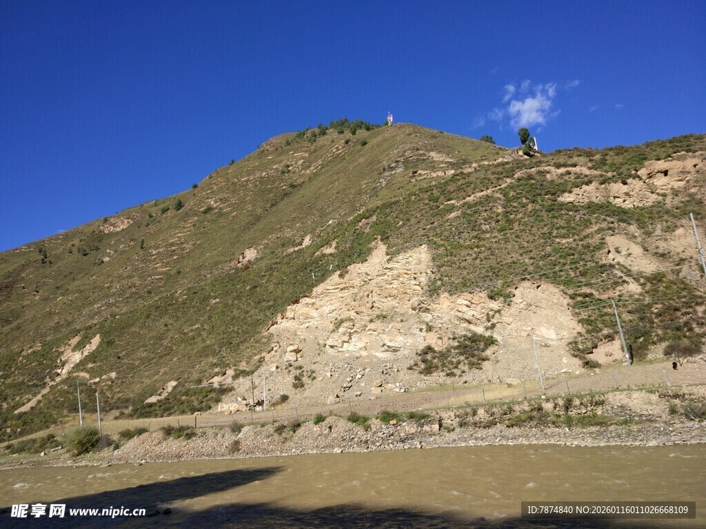 山坡地貌景观