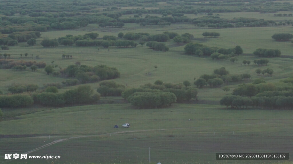 广袤绿野田园鸟瞰图