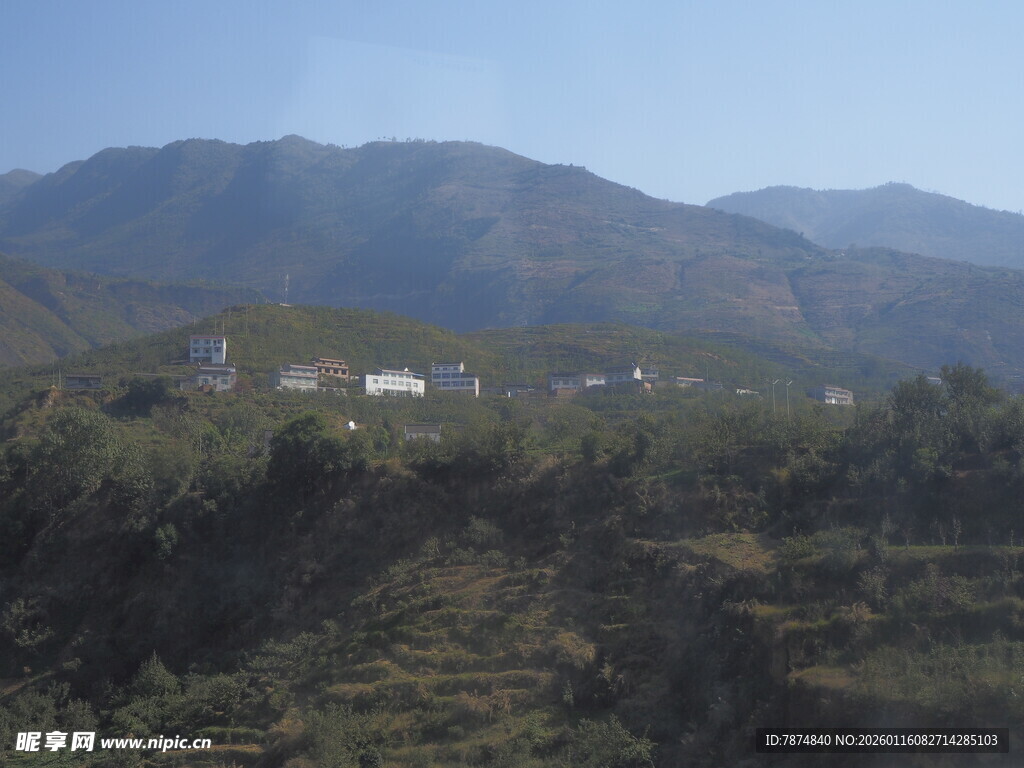 山间村落风景