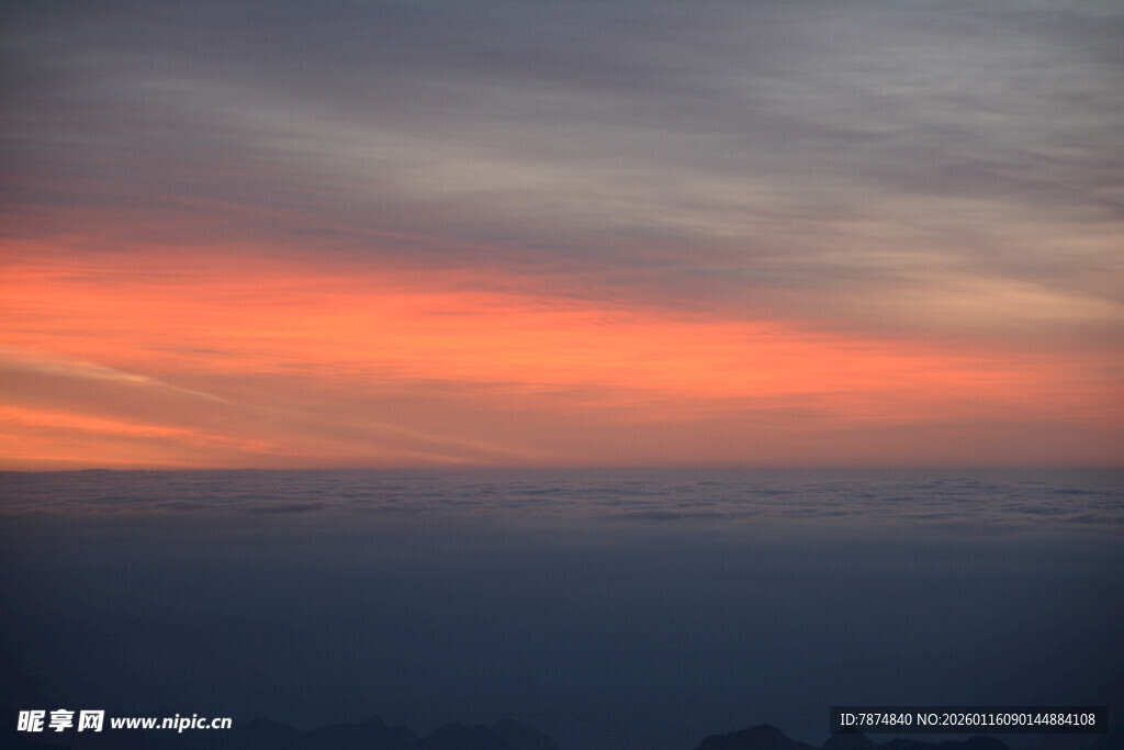 海上壮丽日出景观