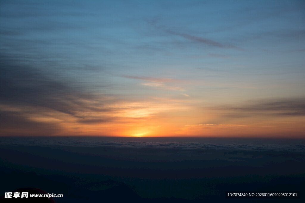 壮丽日出天空美景