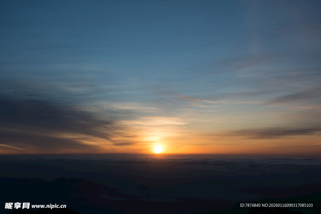 壮丽日落天空美景