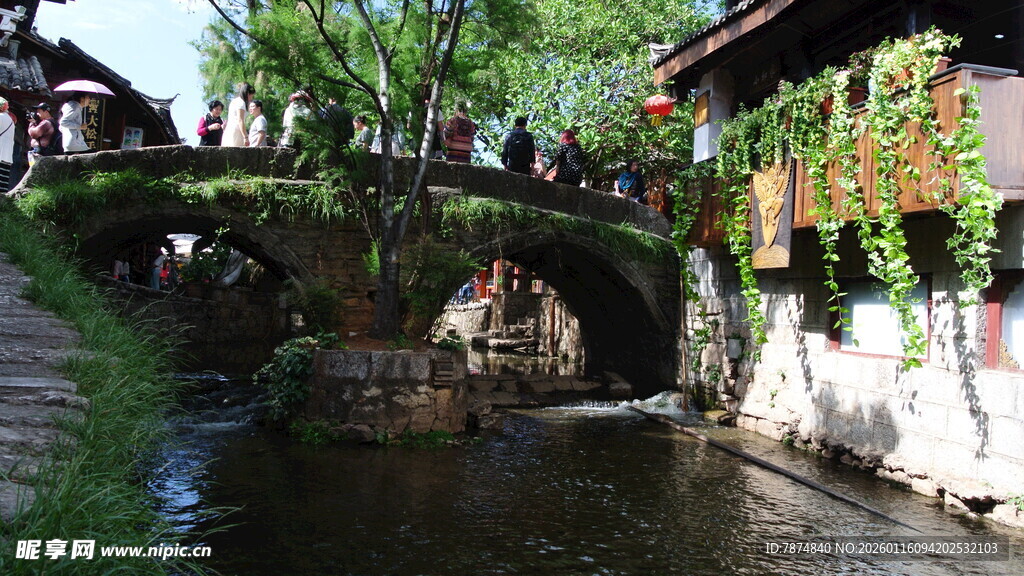 江南水乡古桥流水景致