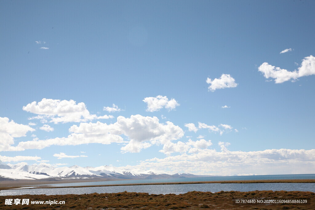 蓝天草原白云壮美风光