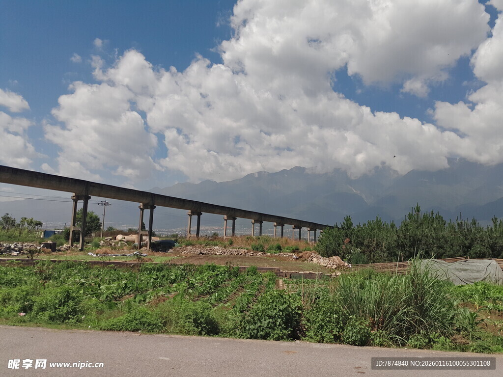 户外高架桥风景