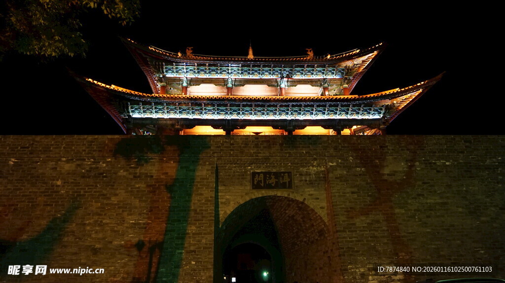 古城楼夜景 灯火璀璨