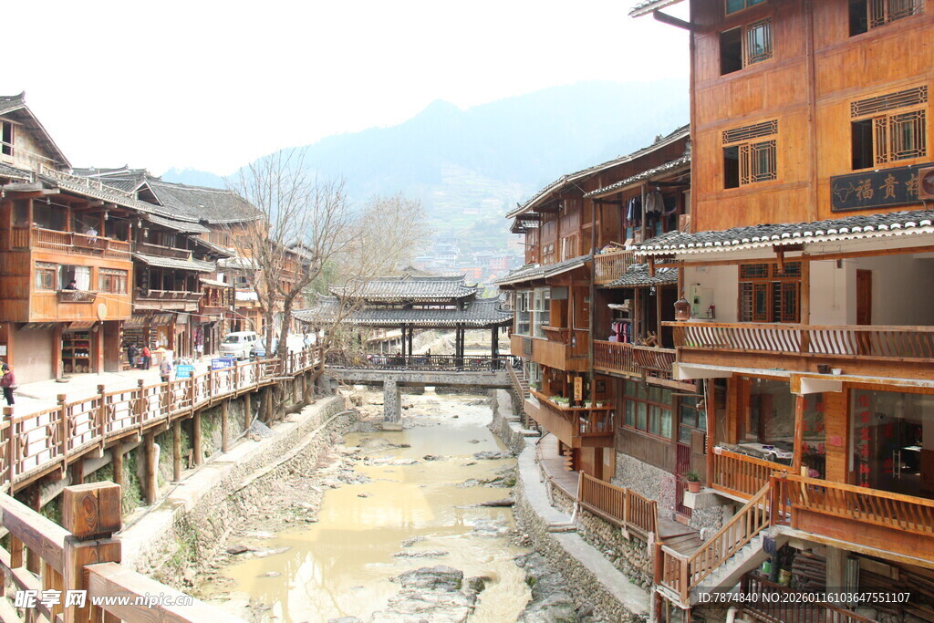 古色古香的少数民族村落