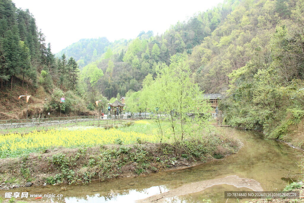 山间田园溪流美景