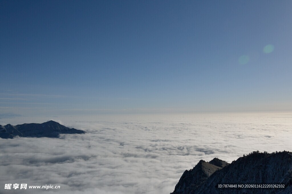 高山云海壮丽景致