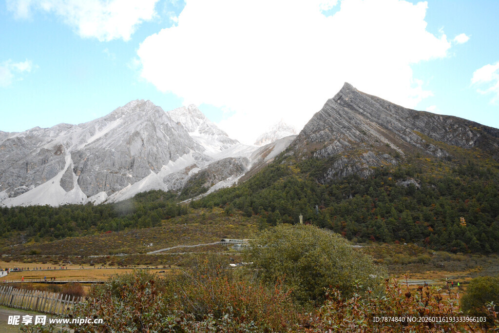 壮丽山间美景