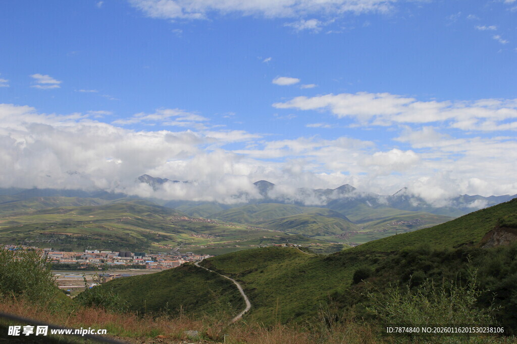 山间公路美景