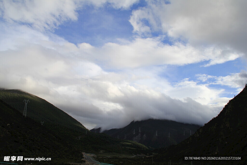 山间云海美景