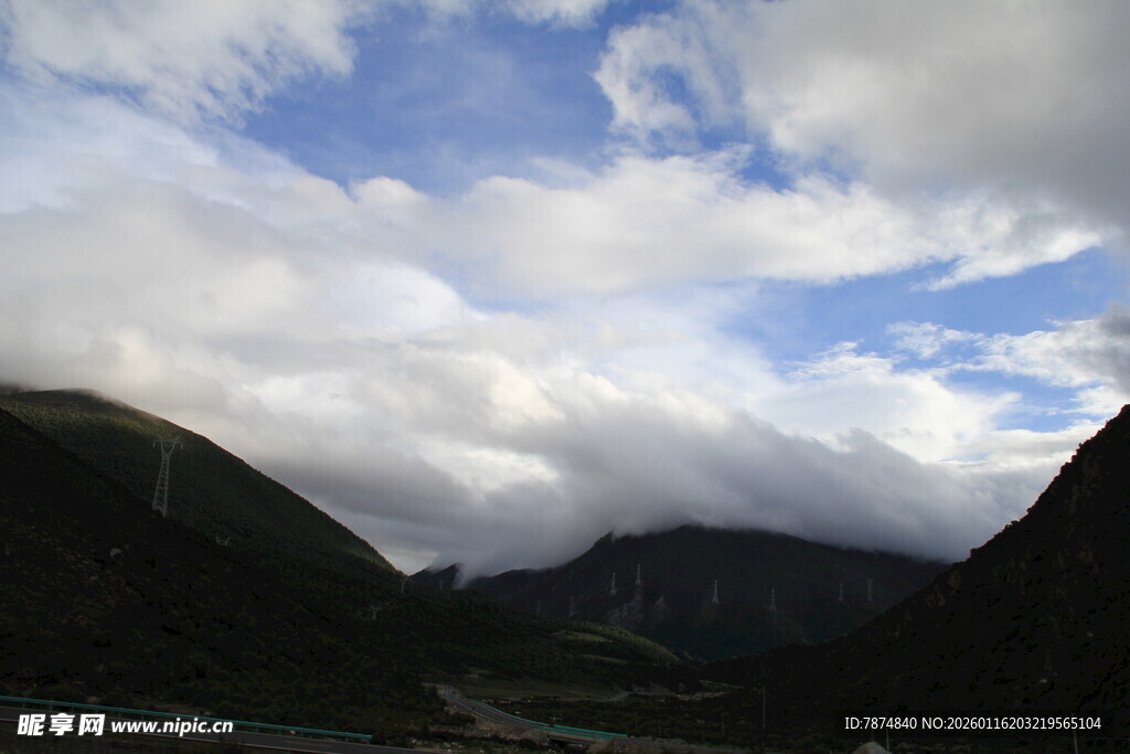 山间云海美景