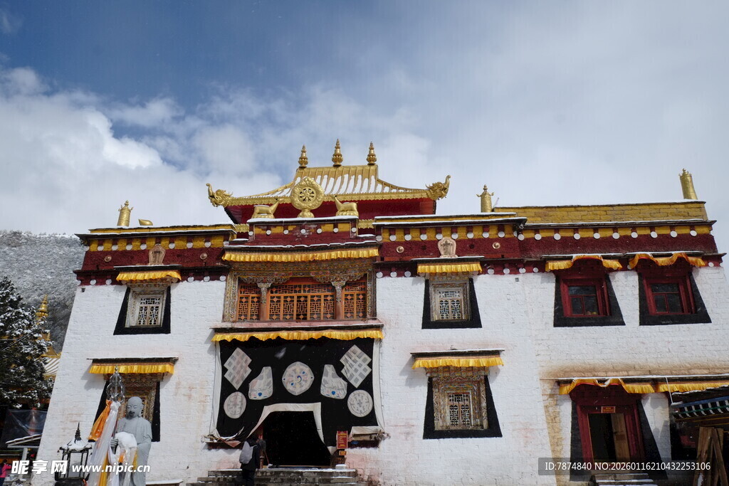 藏式风格精美建筑