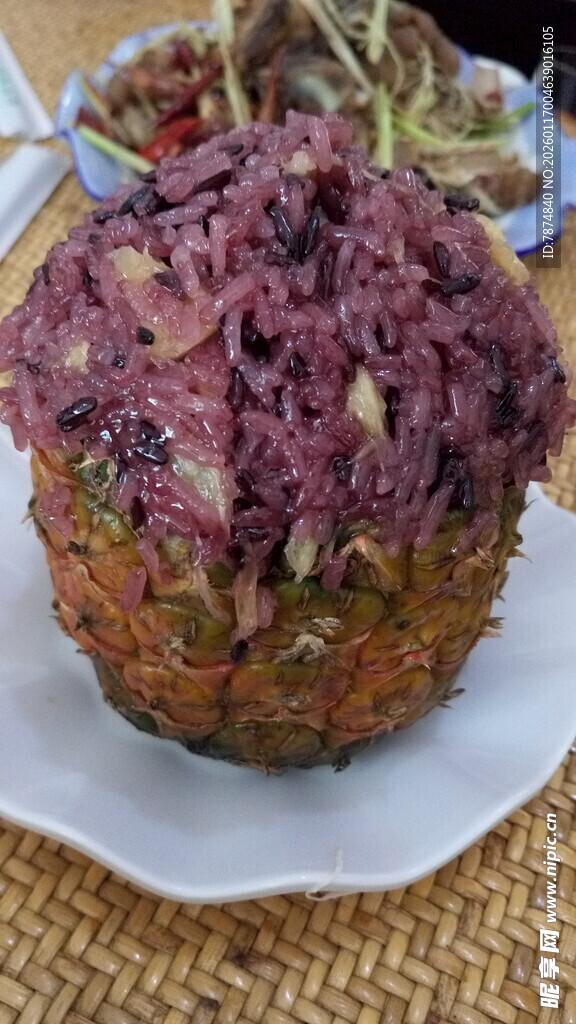 紫甘蓝装饰的特色蔬菜球