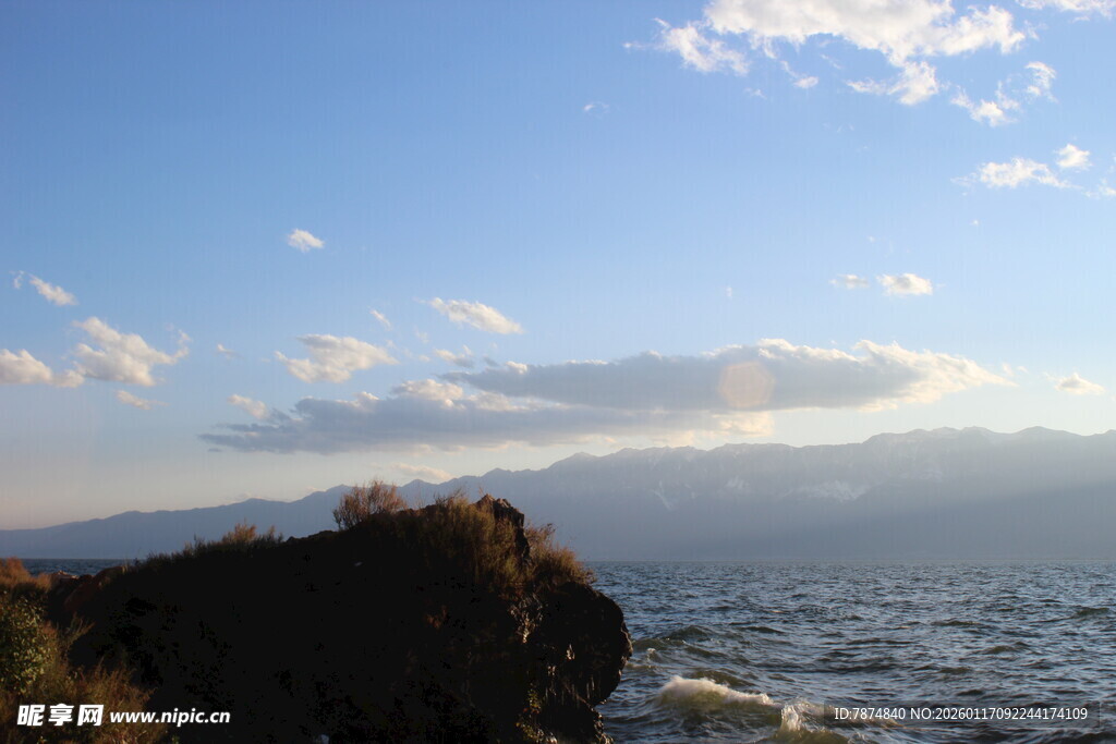 海边黄昏景色
