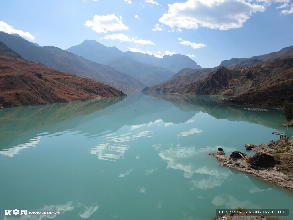 壮丽山水湖景
