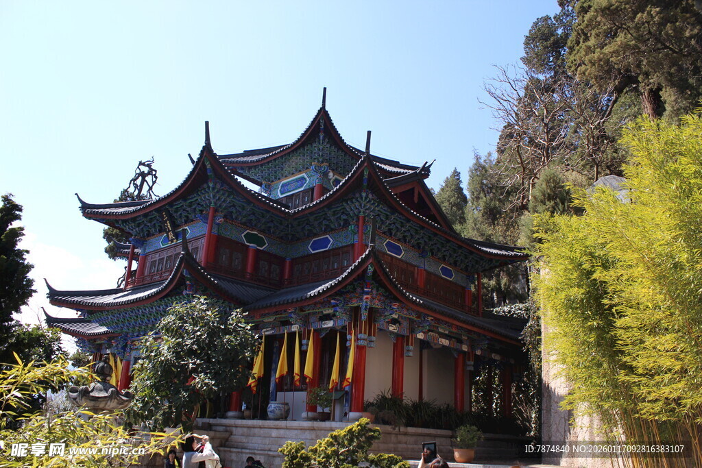 中式古建 清幽山林中的楼阁