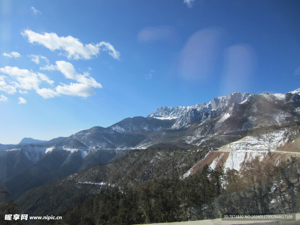 壮丽雪山风景