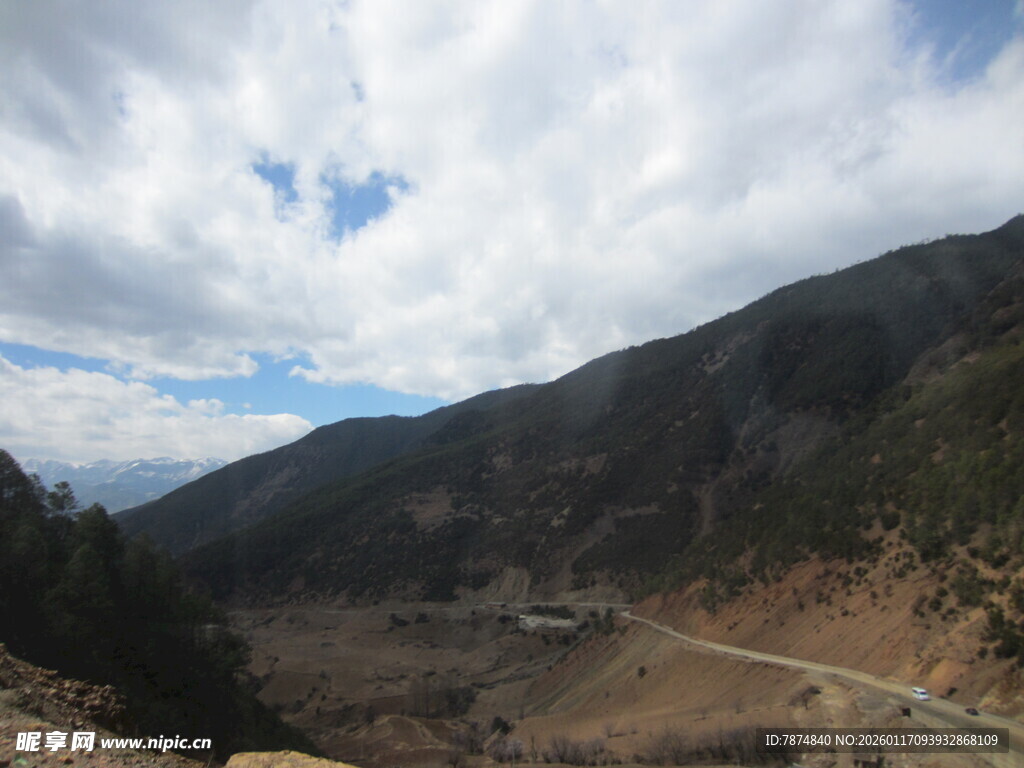 山间公路风景