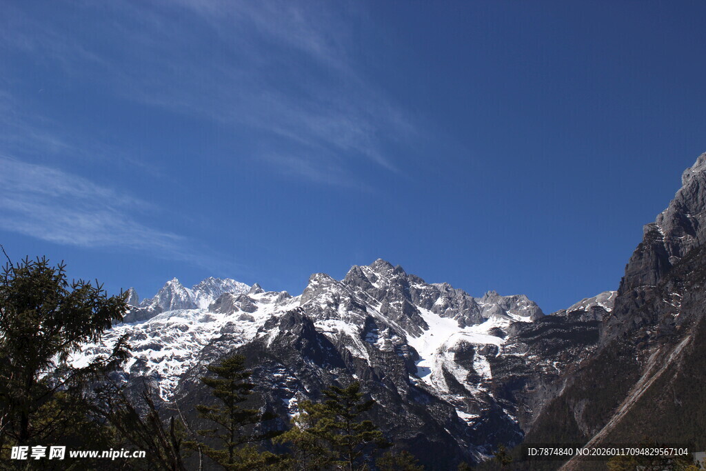 雪山风光