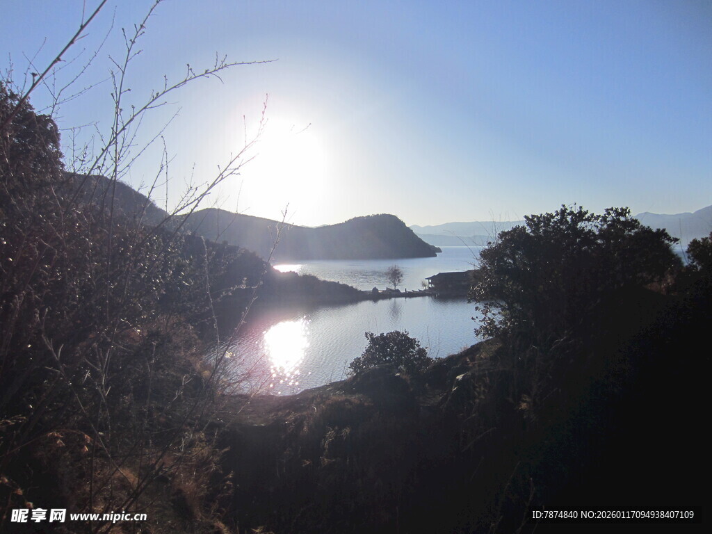 海边日出美景