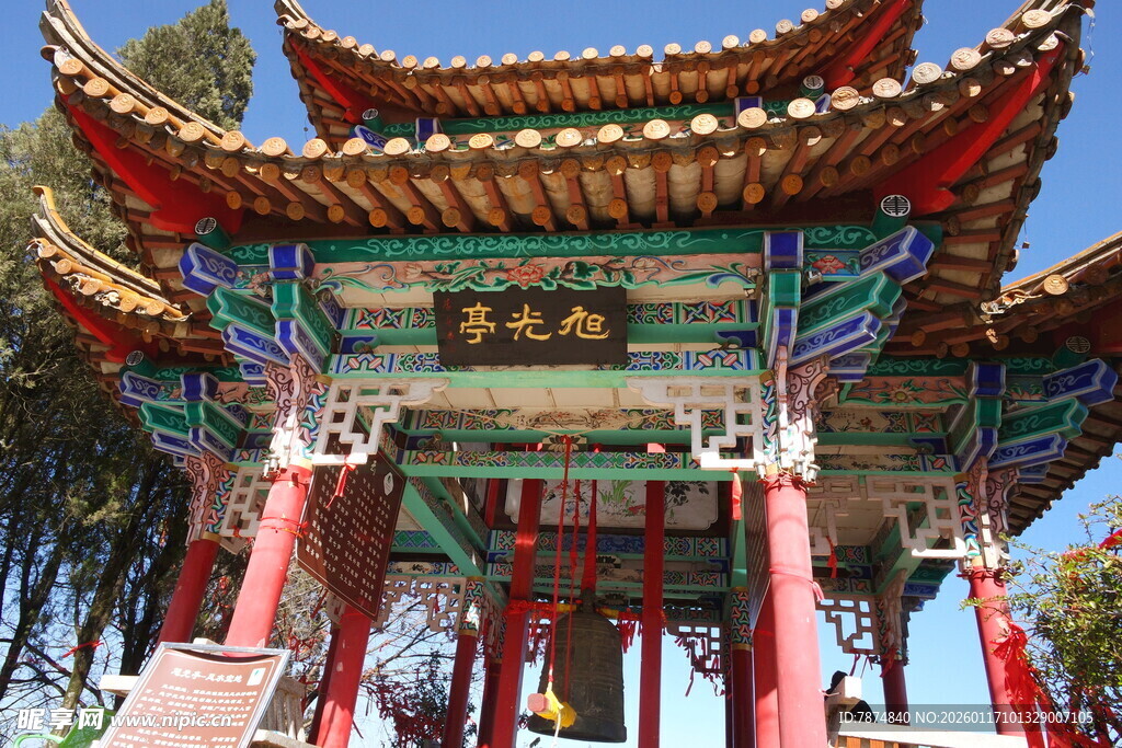 中式古典六角凉亭