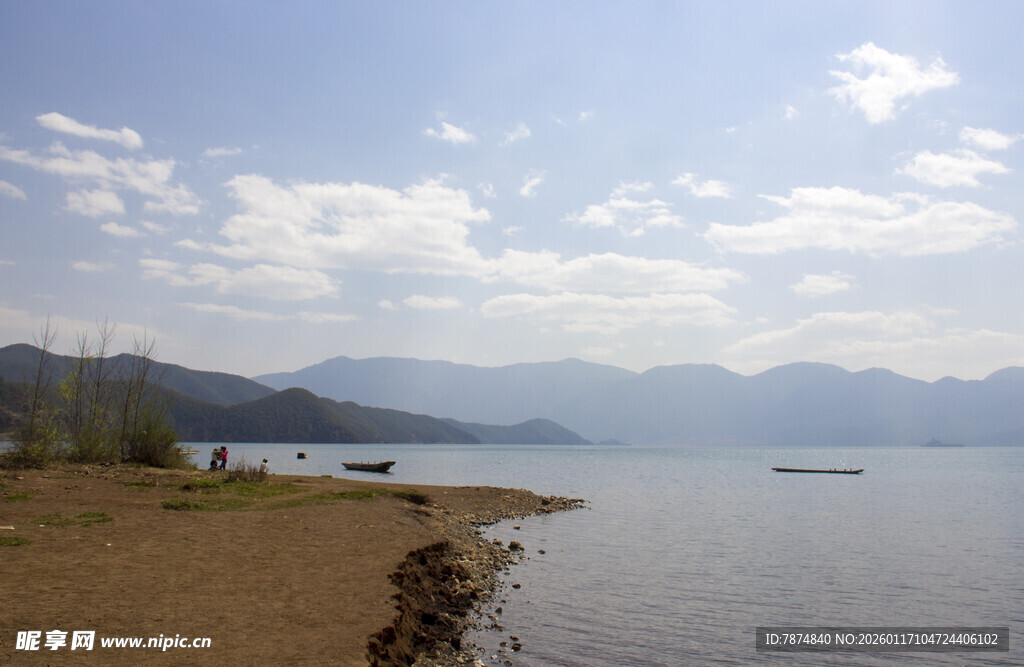 湖畔风光 宁静山水景致