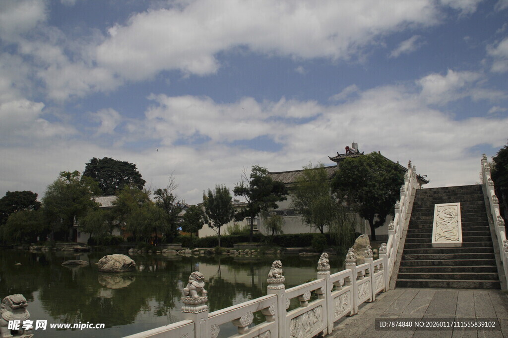 中式园林石桥风景