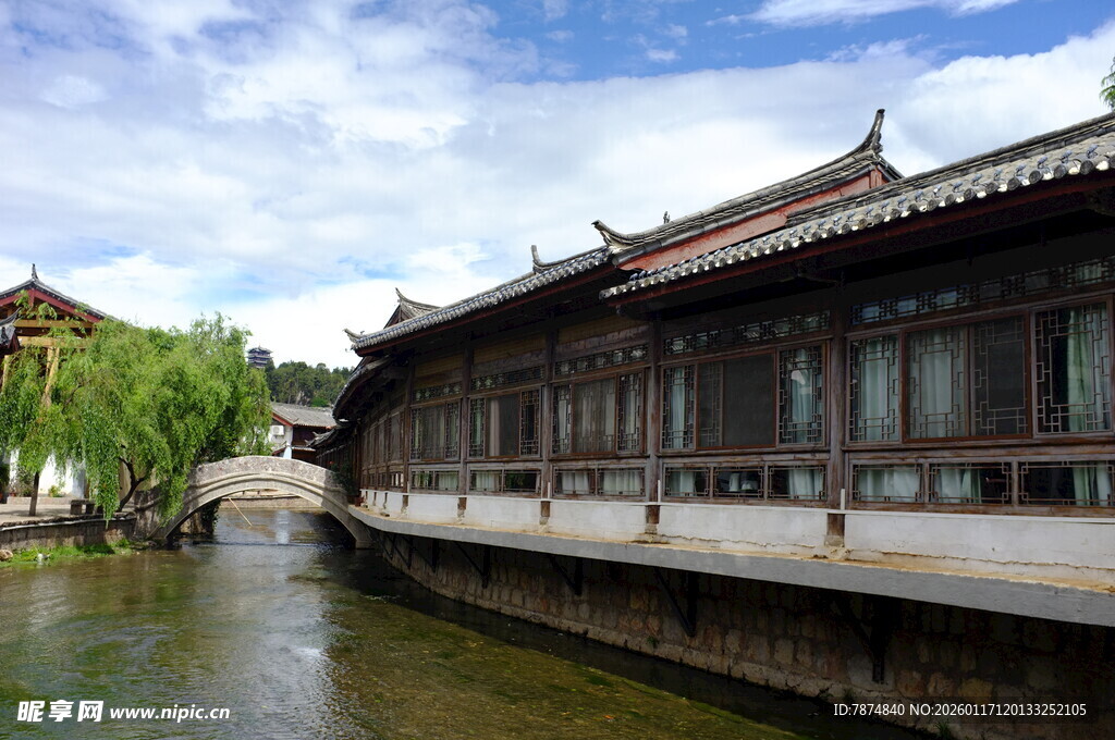 古建临水景 中式韵味浓