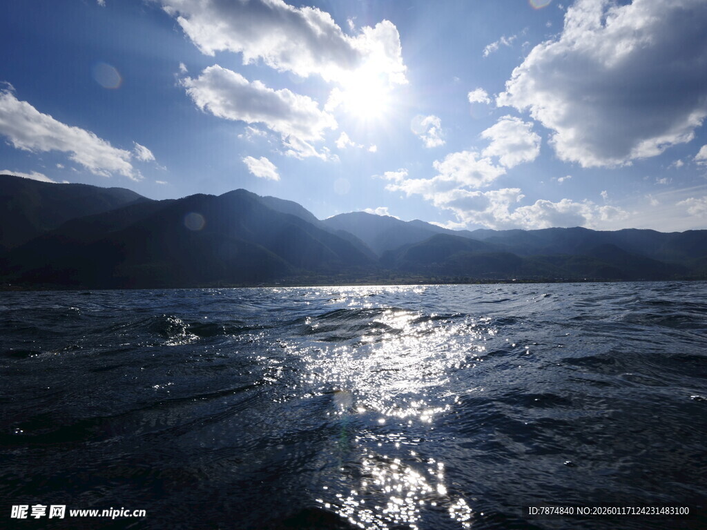 海上日出美景