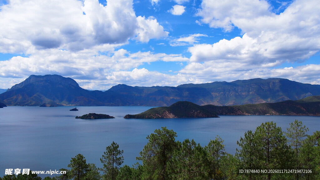 美丽湖山风景