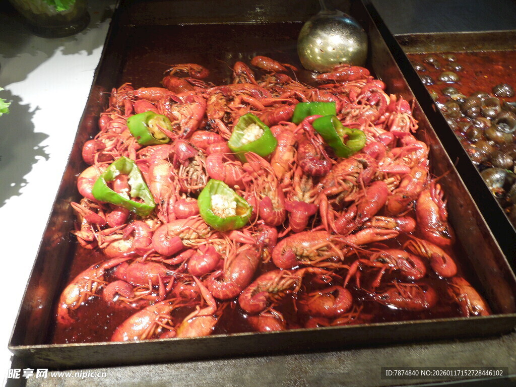 美味小龙虾 色泽诱人