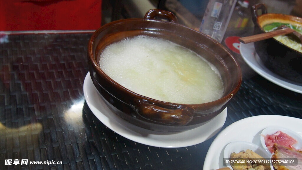 砂锅白粥 开启美味早餐