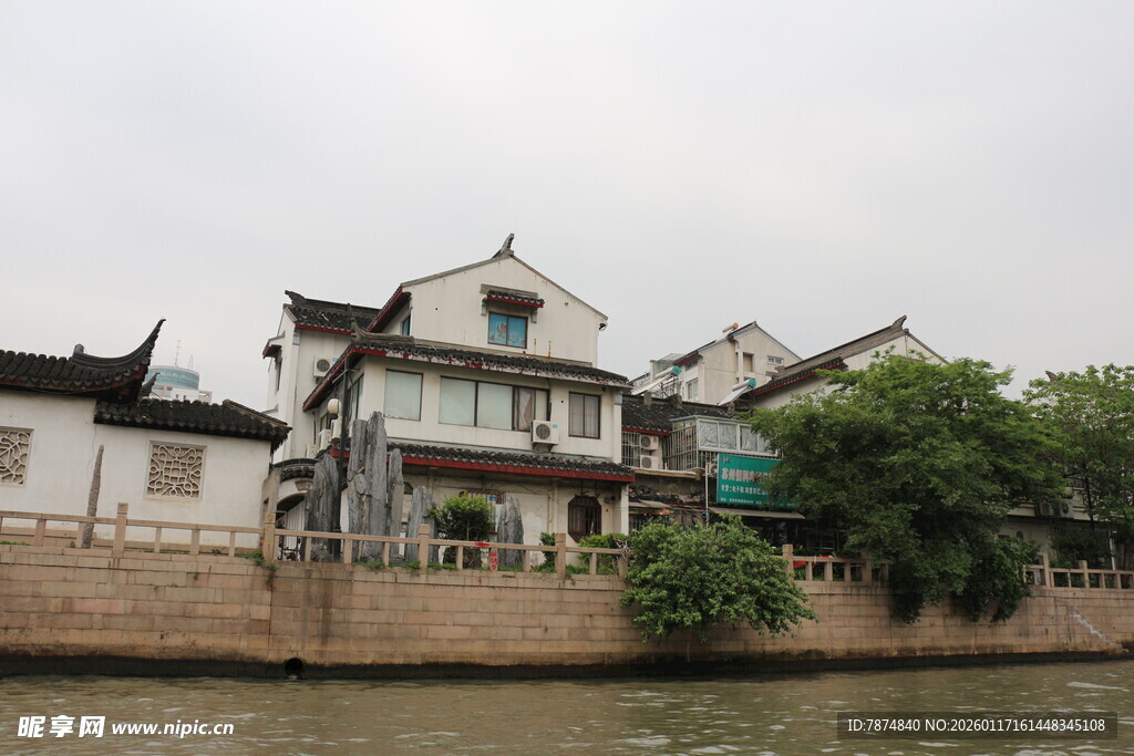 江南水乡临河民居景观