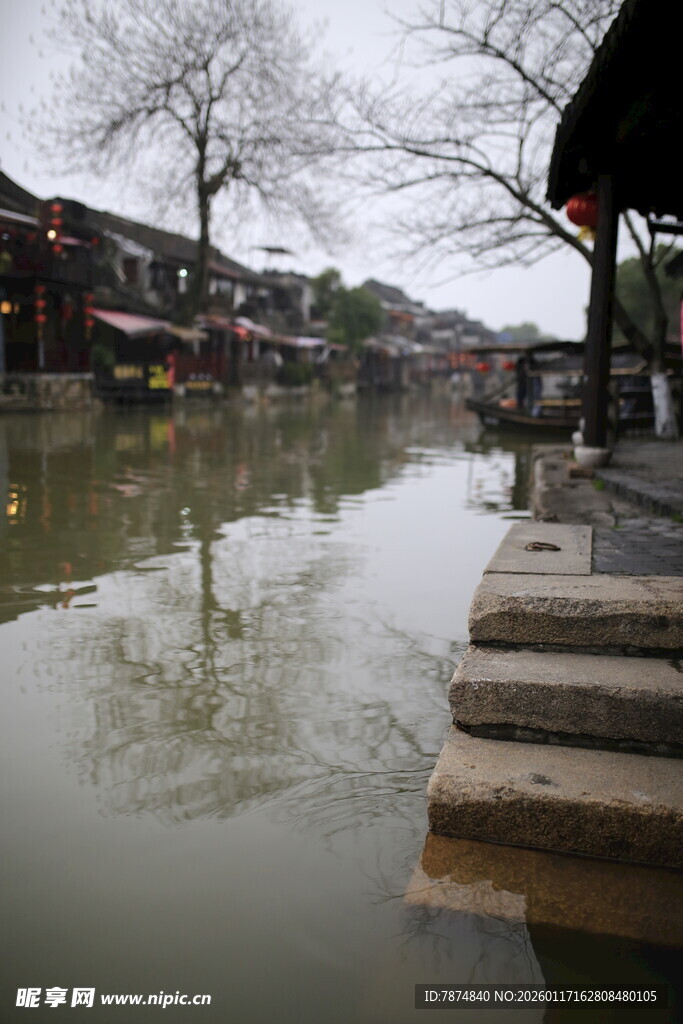 江南水乡古朴临水景致