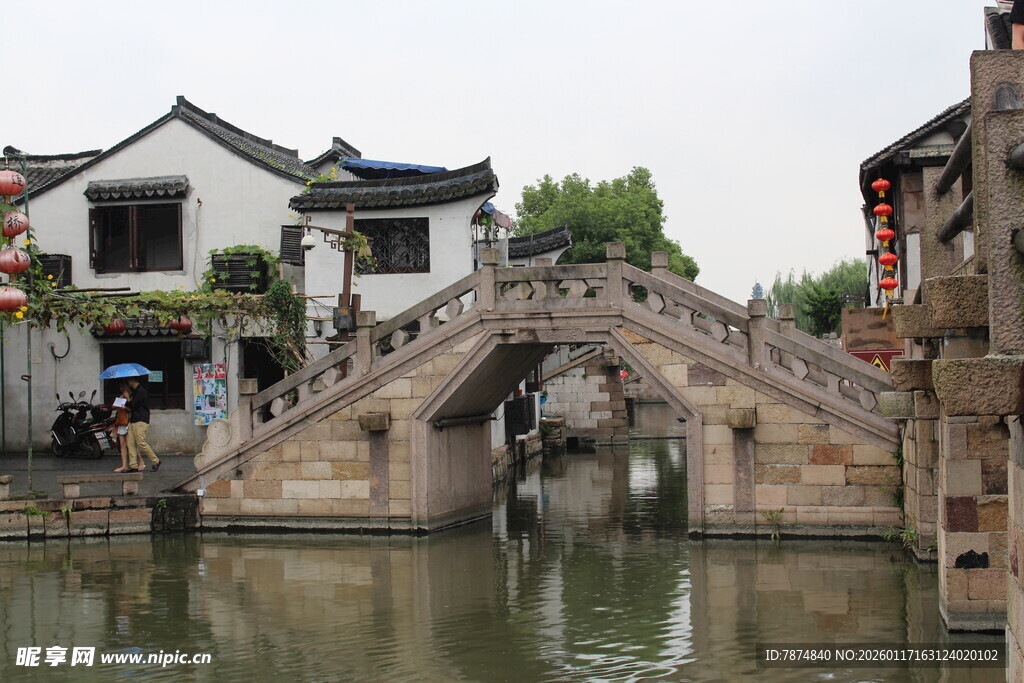 江南水乡石桥古建筑景观