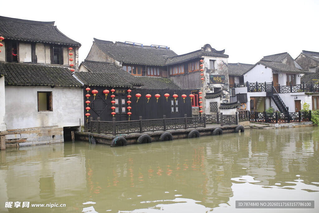 江南水乡古宅临水景致