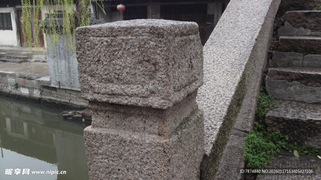 石制桥栏细节特写