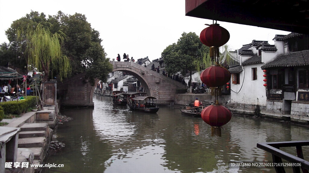 江南水乡河道风景图